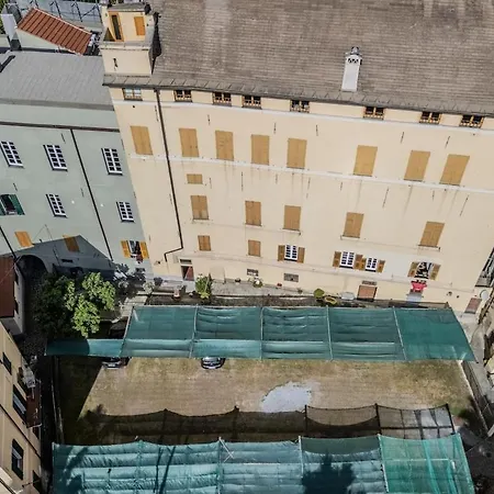 Palazzo 600 - Historic Vaulted Ceilings, 2 Minutes From The Sea Appartement